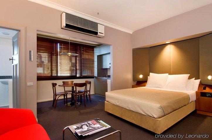 Regents Court Sydney Aparthotel Room photo